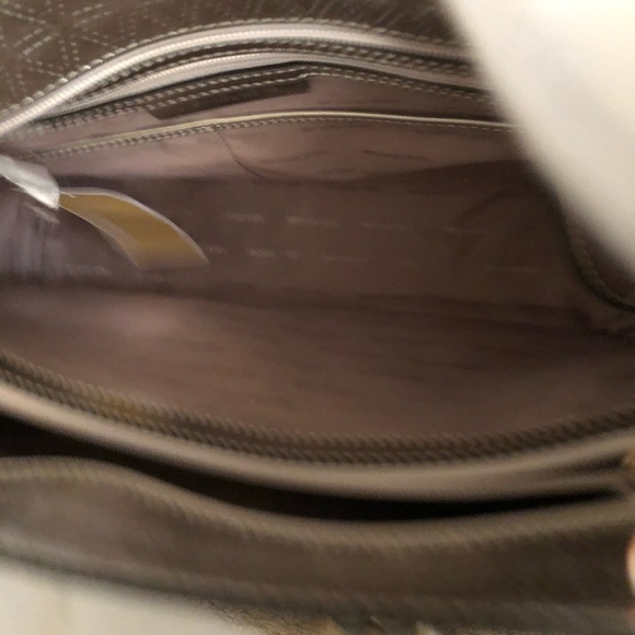 💕New Michael Kors Voyager Tote Bag - Picture 9 of 11